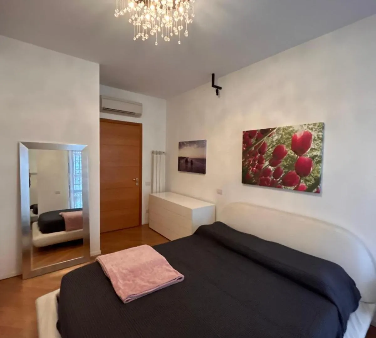 Domus Aqua Luxury Apartment Rome 0*,  Italy