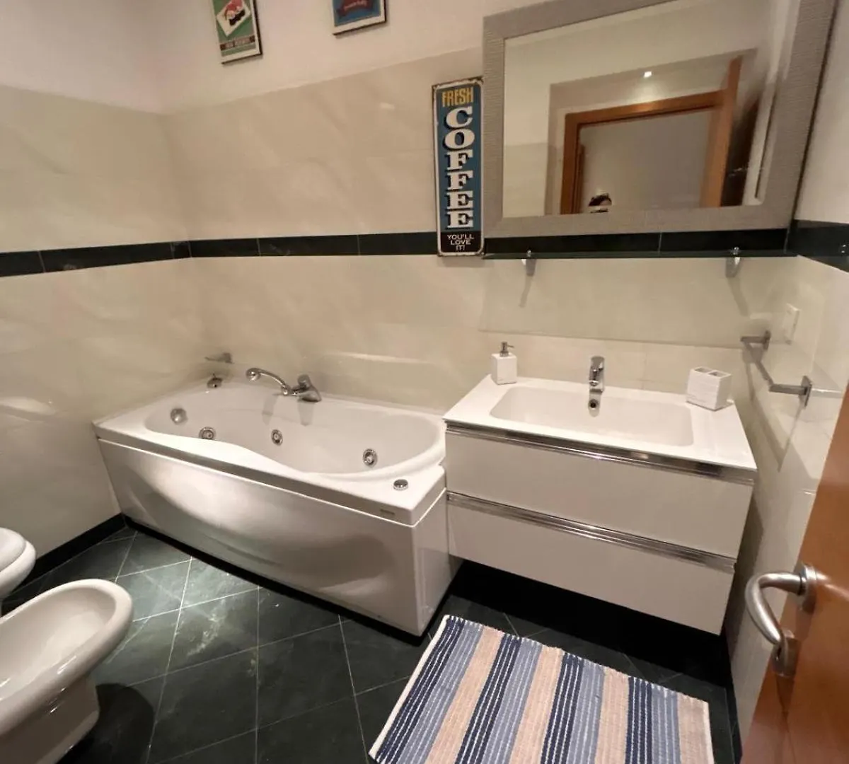 Domus Aqua Luxury Apartment Rome